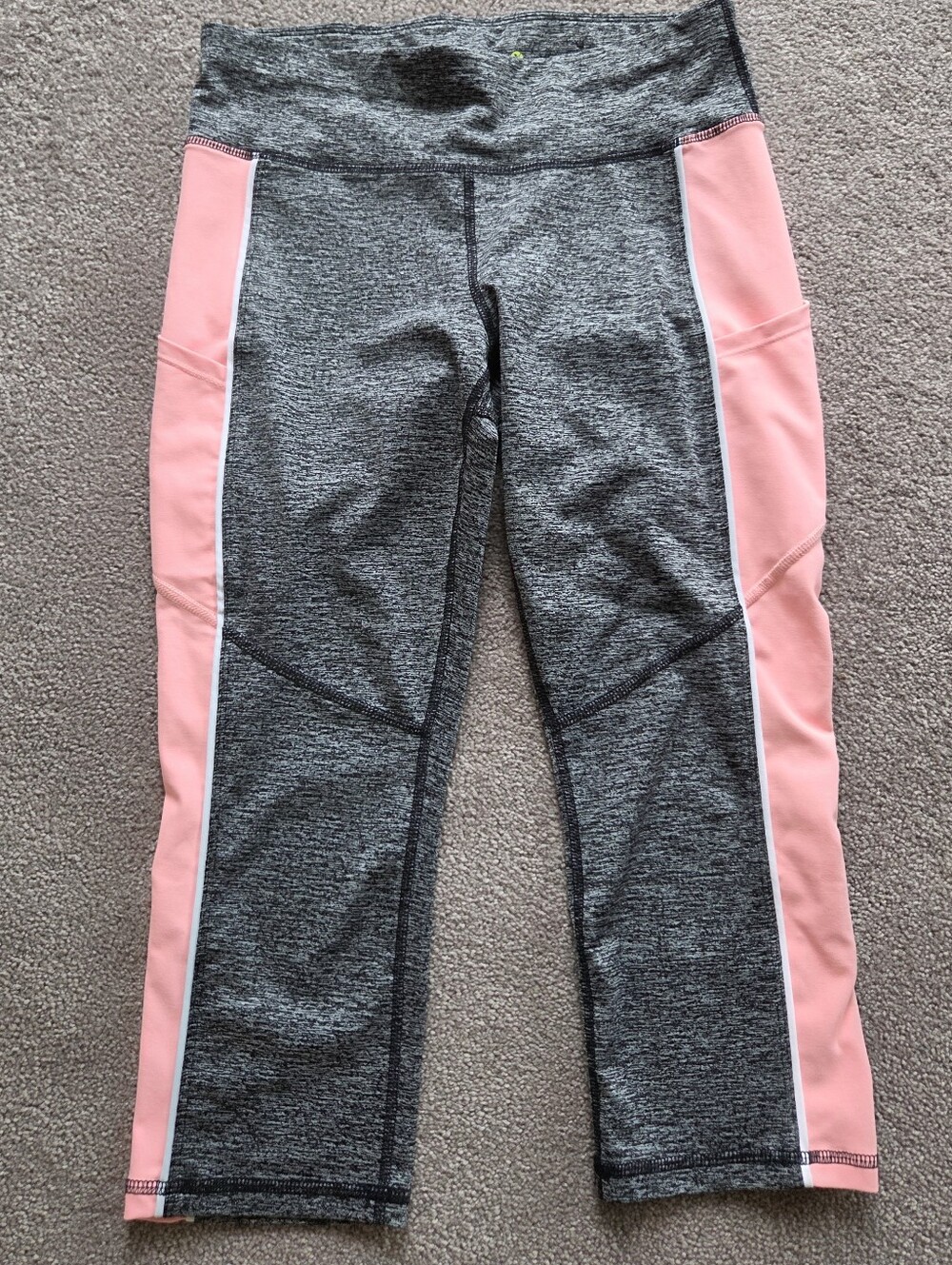 Athletic Capri Leggings
